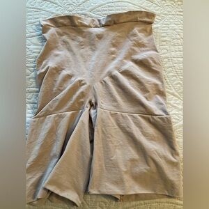 SPANX Womens Shorts Natural Size 3X Stretch Slimming